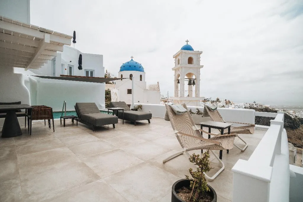 SUITE WITH PRIVATE POOL Room, Aqua Luxury Suites, Santorini