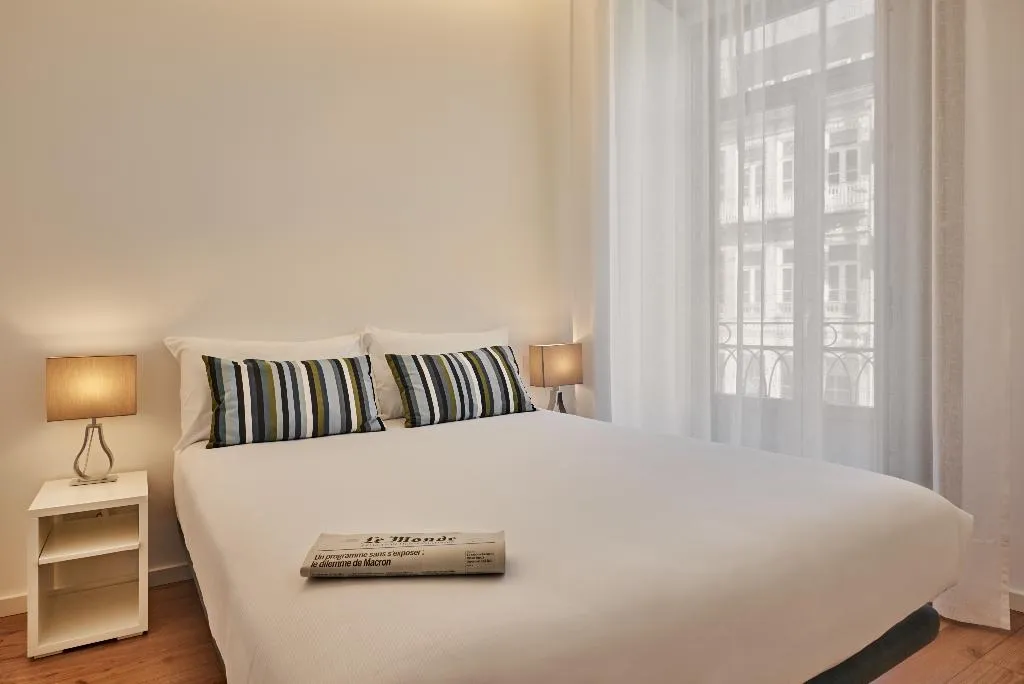 APARTMENT TWO BEDROOMS Room, Apartments Ponte Nova, Porto