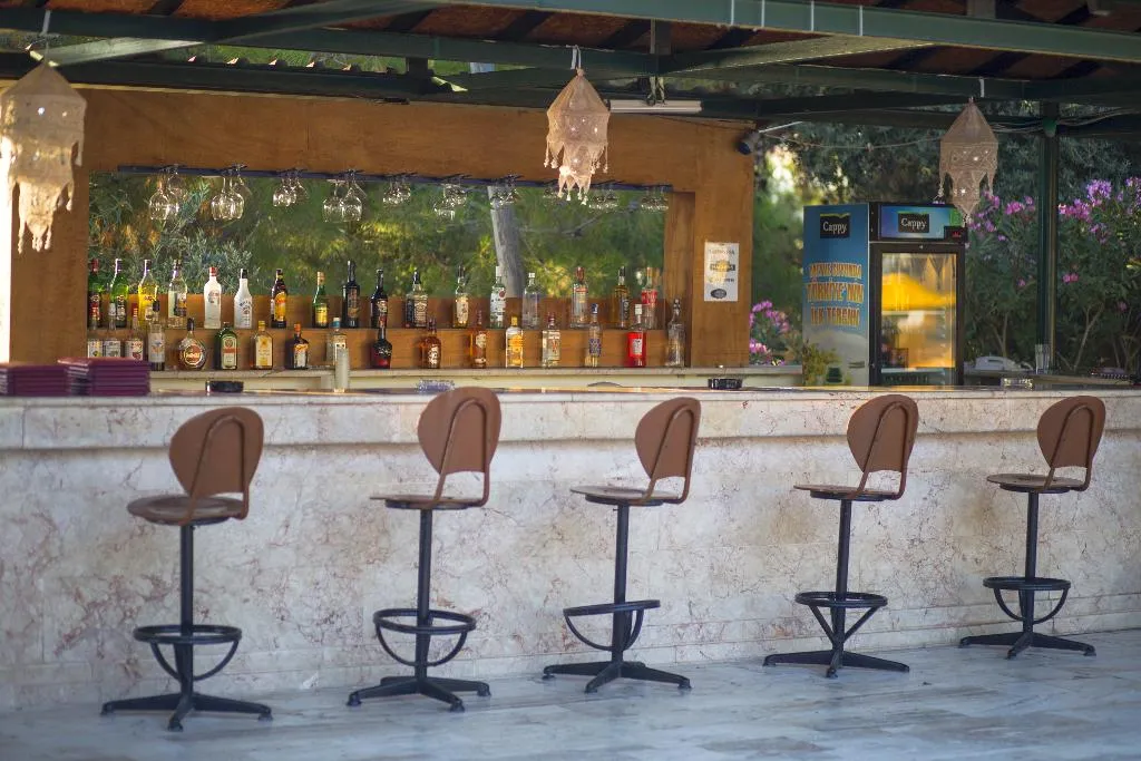 Bar, Tuntas Family Suites Kusadasi, Izmir