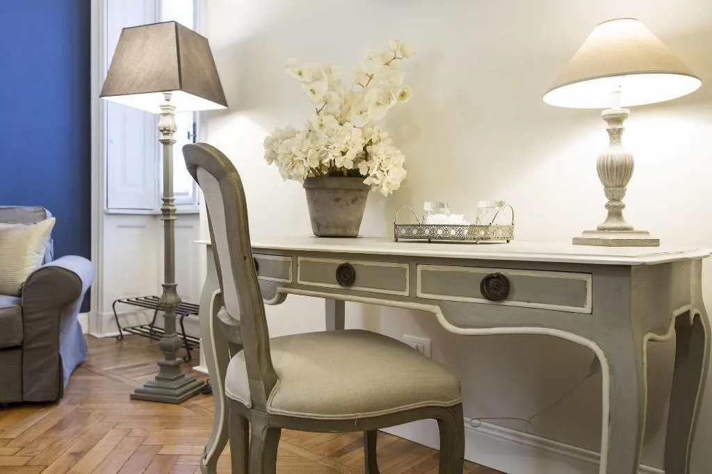 Room, Household - Settembrini 17, Milan