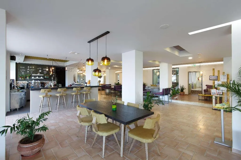 Lobby, Alianthos Estate Resort, Crete