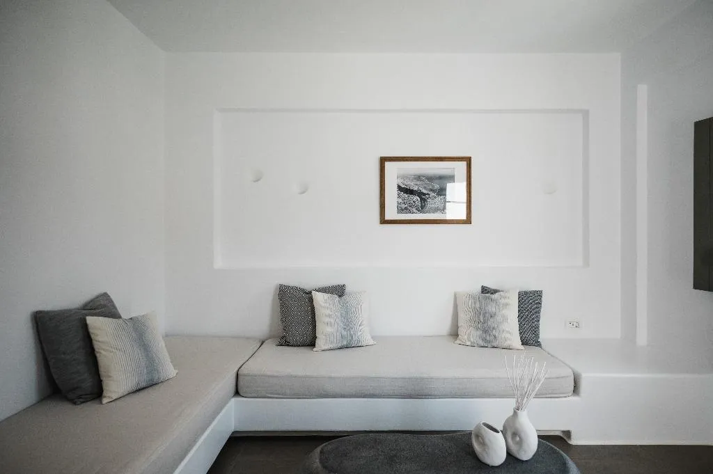 SUITE TWO BEDROOMS TWO BATHROOMS Room, Amphitrite Suites Santorini, Santorini