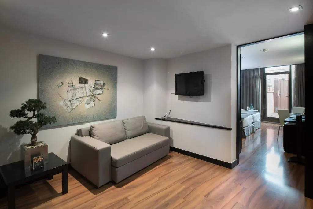 Double or Twin SUPERIOR WITH TERRACE Room, Catalonia Catedral, Barcelona