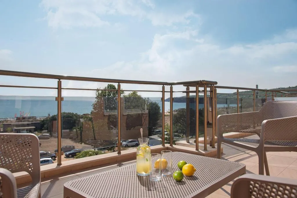 Room, Hotel Miramar, Bourgas