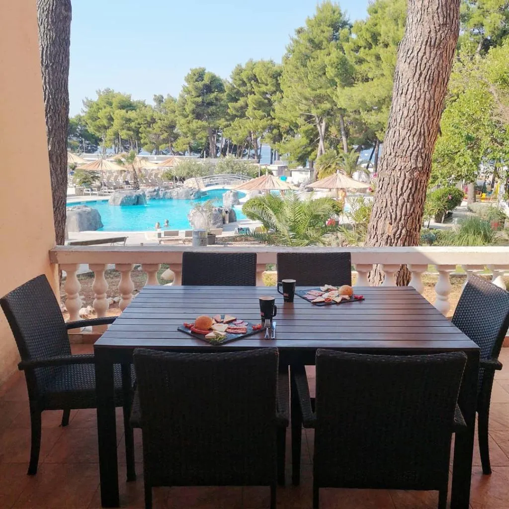 APARTMENT CAPACITY 6 Room, Matilde Beach Resort, Split
