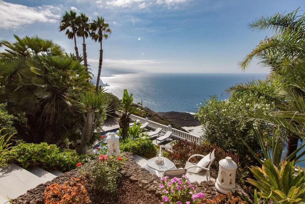 Beach, Jardin de la Paz, Tenerife