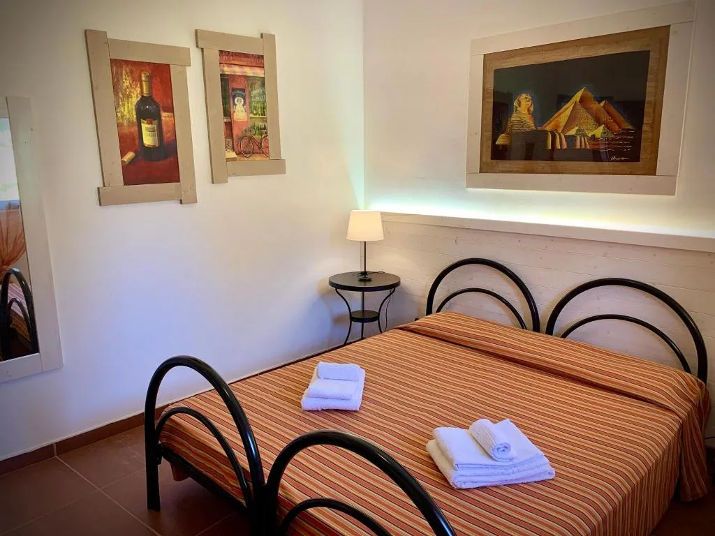 Room, La Luna Nel Pozzo, Catania