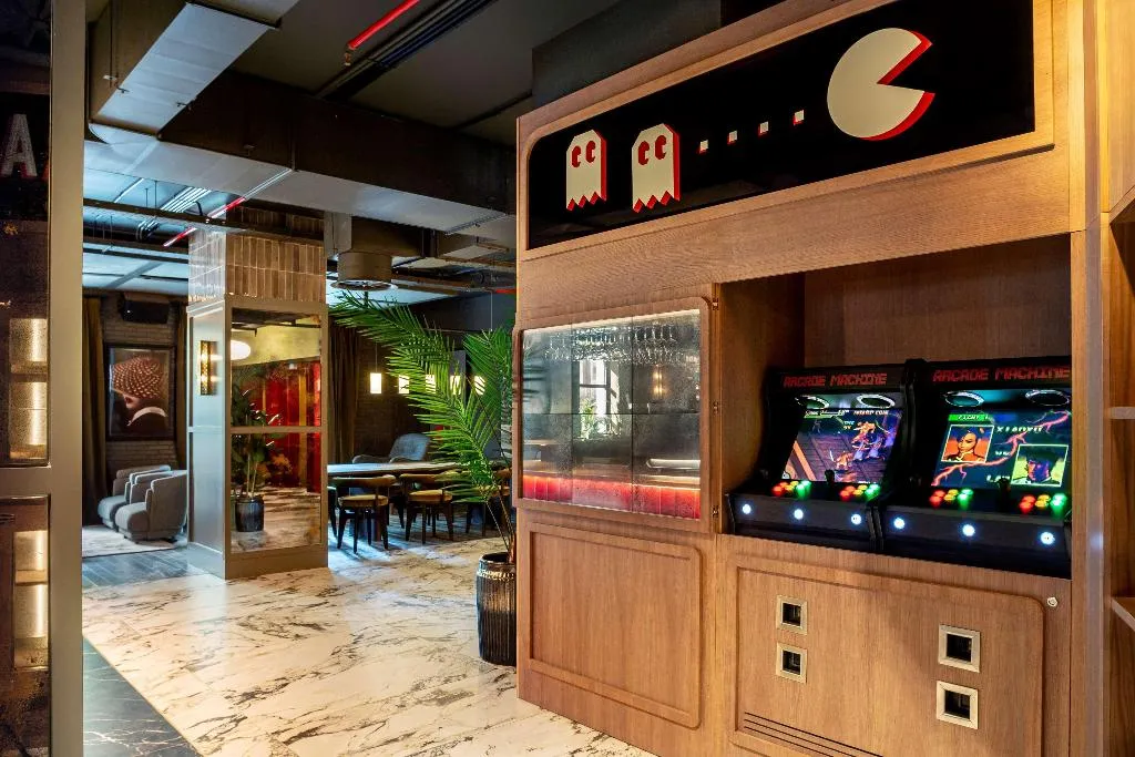Lobby, Radisson RED Madrid, Madrid