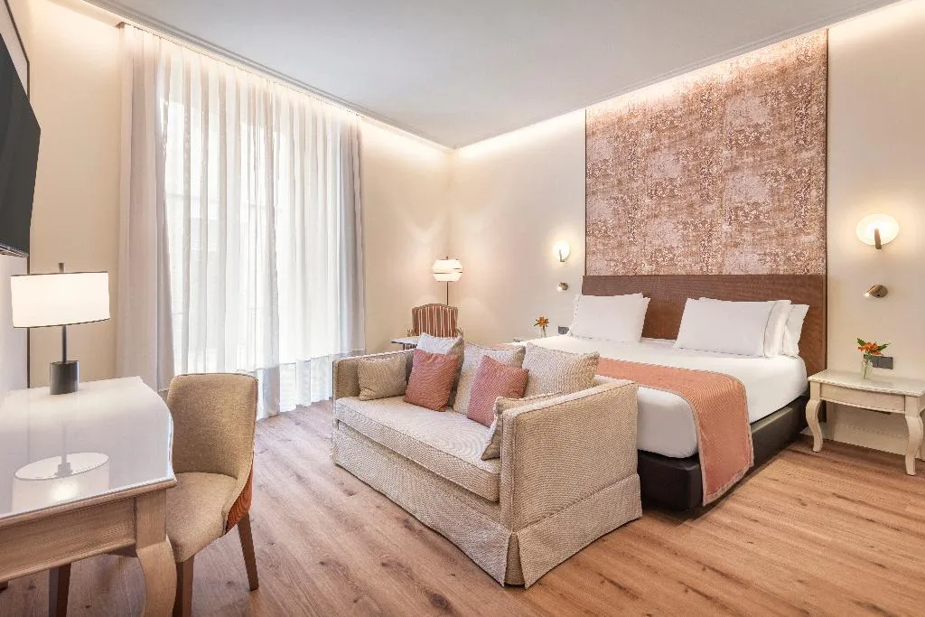 Double or Twin PREMIUM Room, Eurostars Sevilla Boutique, Seville