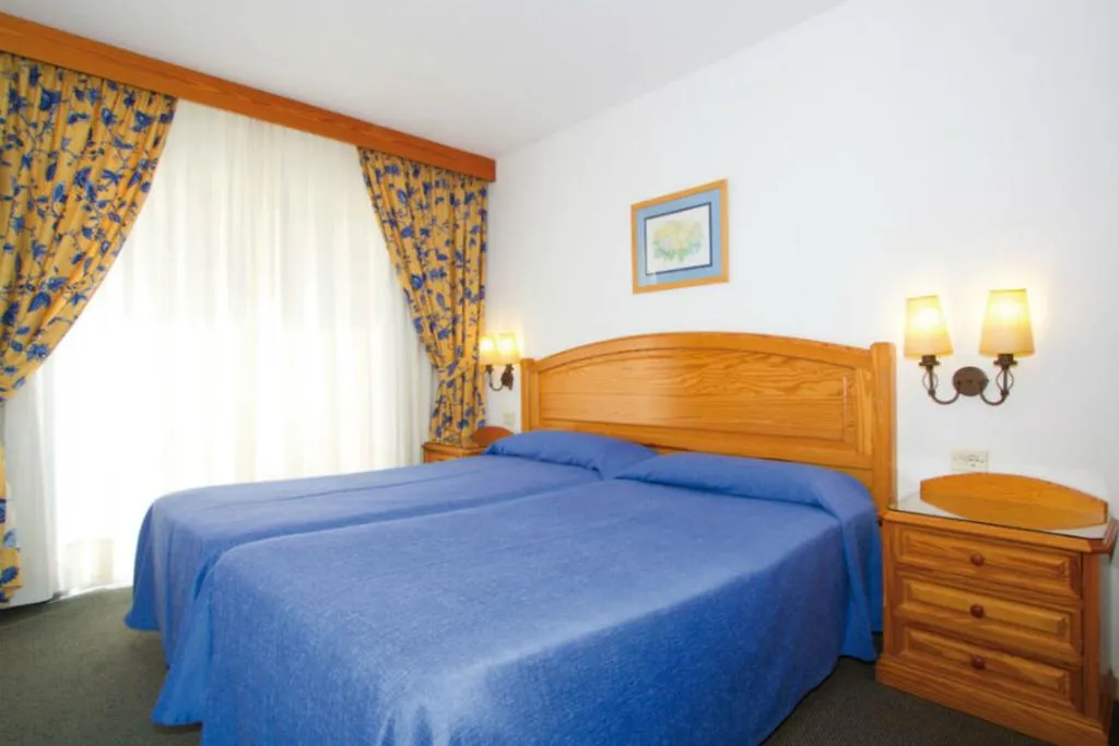 FAMILY ROOM TWO BEDROOMS Room, Hotel Riu Oliva Beach Resort - All Inclusive, Fuerteventura