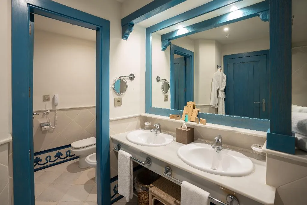 Double or Twin POOL VIEW Room, Hotel LIVVO Volcan Lanzarote, Lanzarote