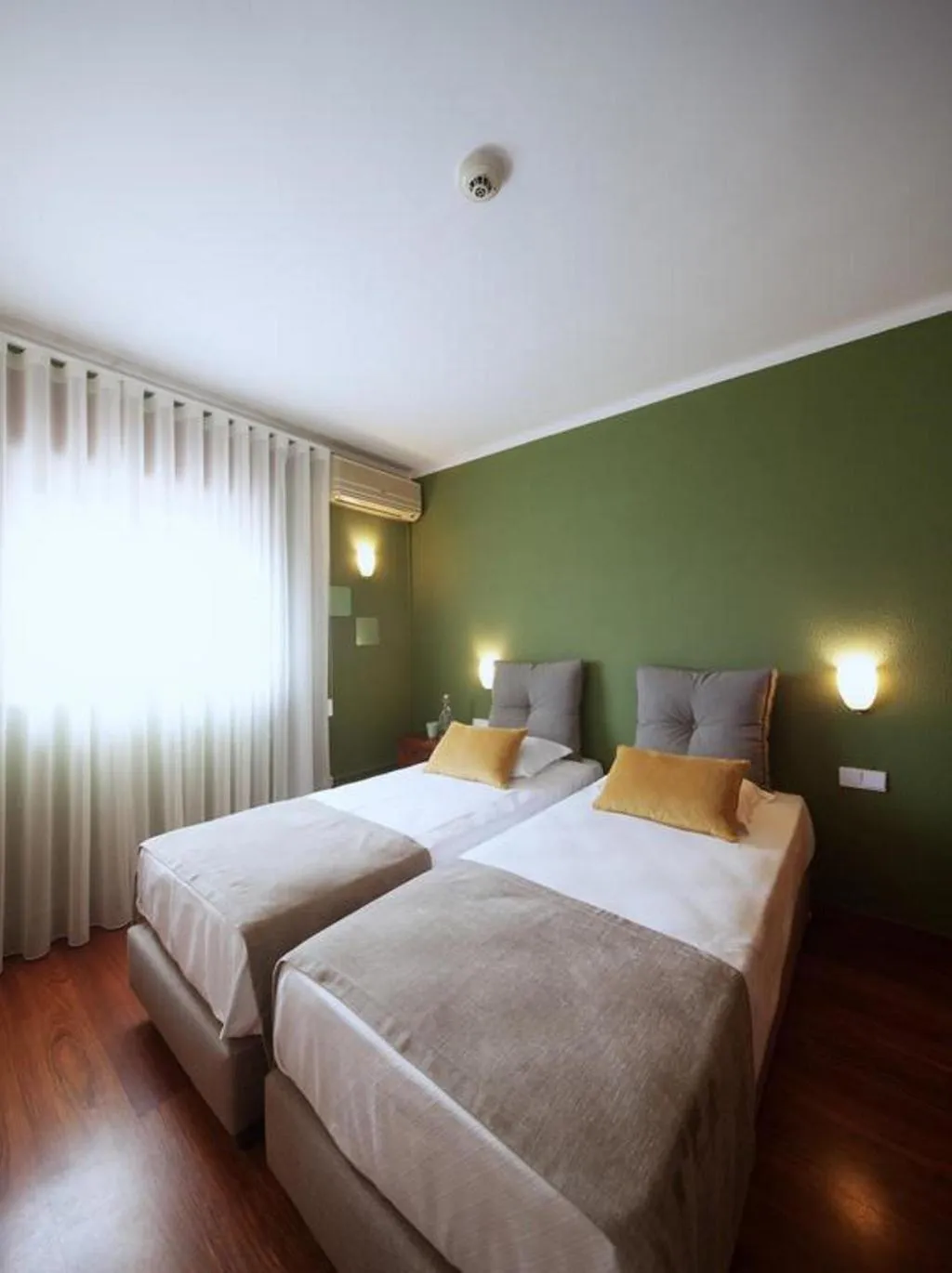 TWIN SUPERIOR Room, The Rex Hotel, Porto