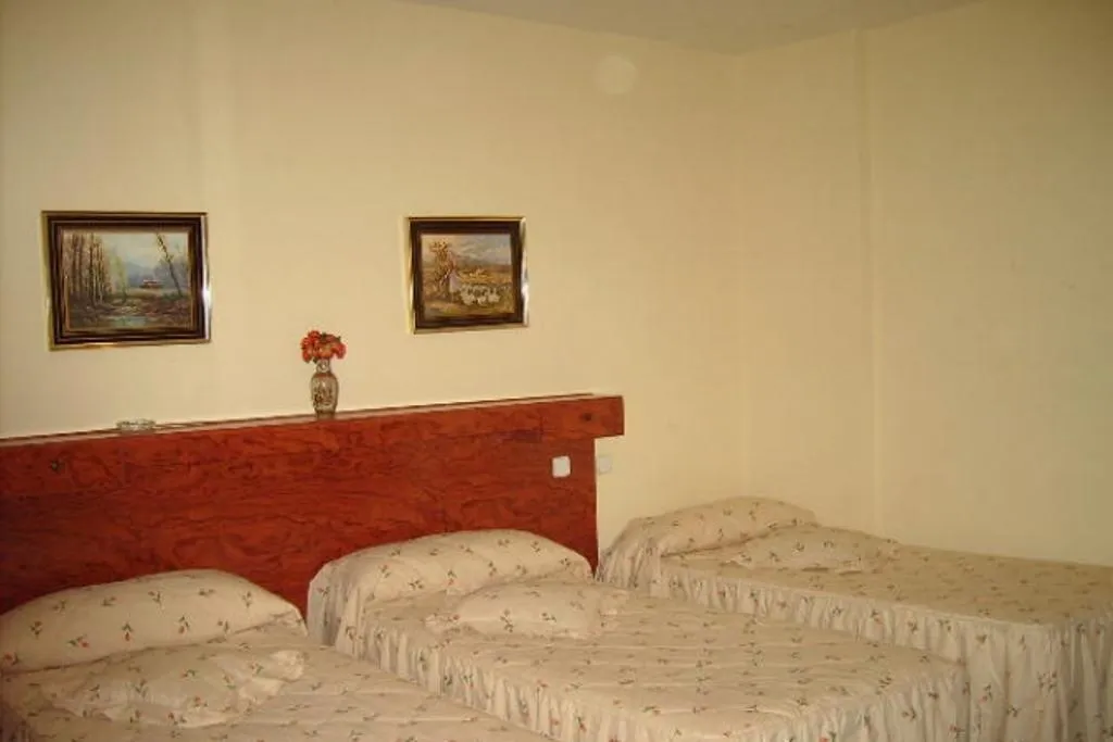 Room, Hostal Moncloa, Madrid