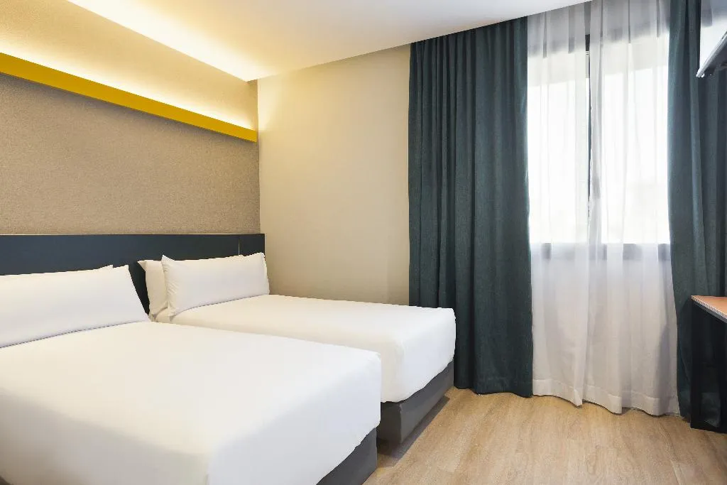 DOUBLE STANDARD Room, Brick Barcelona, Barcelona
