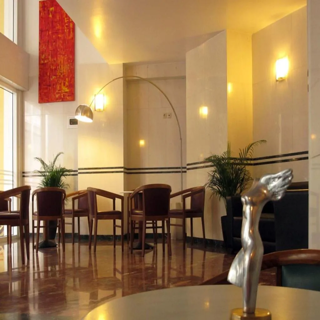 Lobby, Evripides, Athens