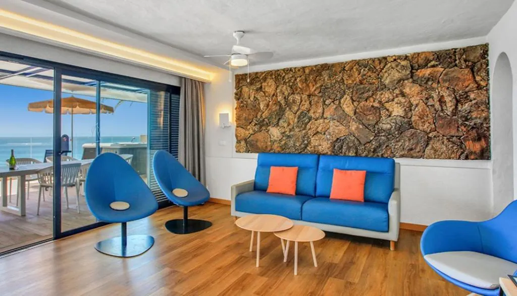 APARTMENT CAPACITY 6 THREE BEDROOM Room, Garden and Sea Boutique Lodging by LIVVO, Fuerteventura
