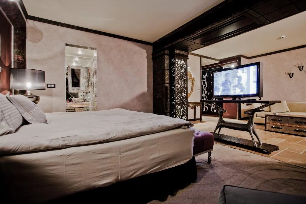 STUDIO PARK VIEW Room, Royal Castle Design & Spa, Bourgas
