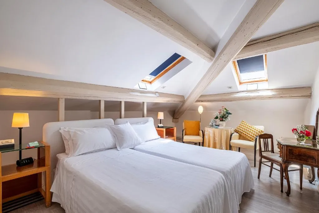 QUADRUPLE STANDARD Room, Villa Mabapa, Venice