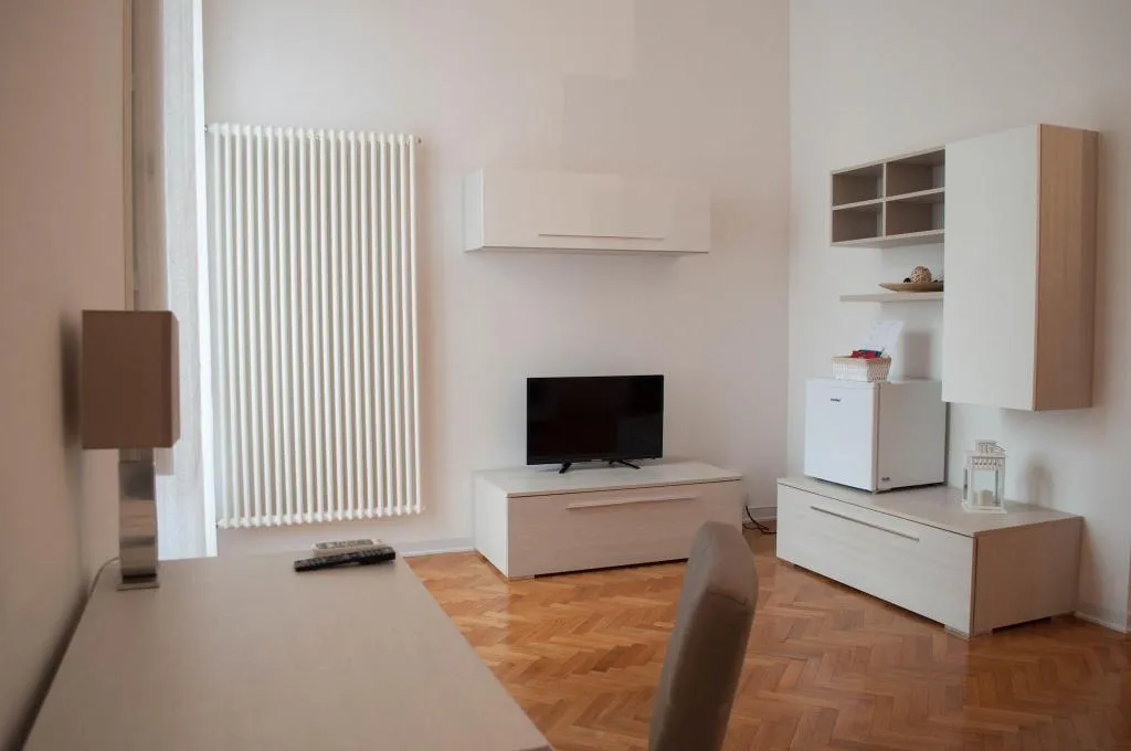 Room, Hotel Neronensis, Naples