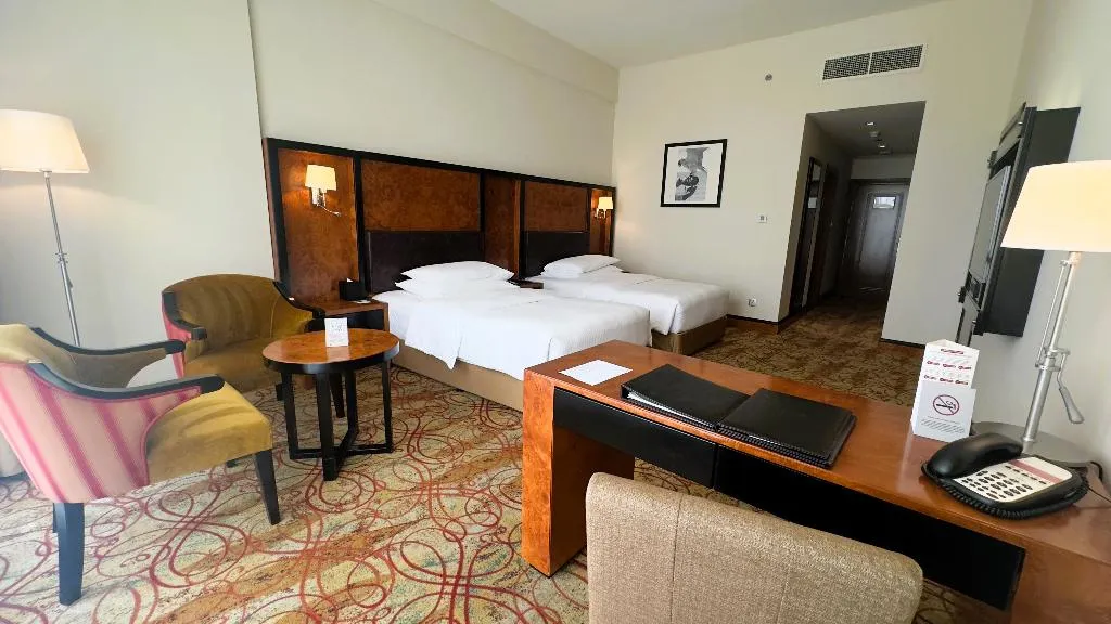 DOUBLE SUPERIOR Room, Millennium Airport Hotel Dubai, Dubai