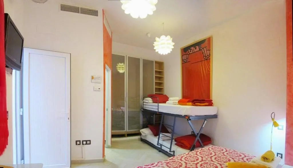 Room, B&B Casa Alfareria 59, Seville