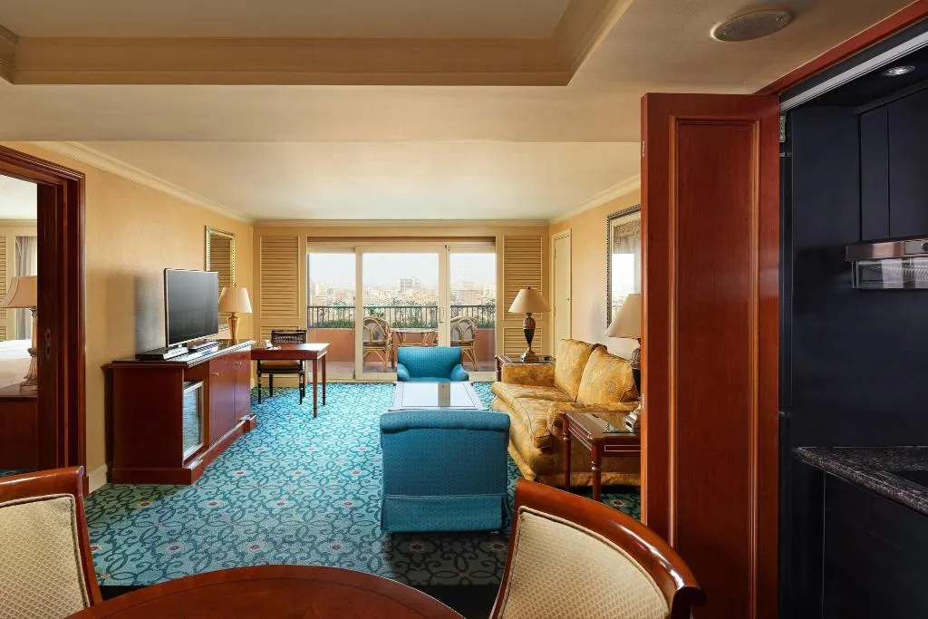 SUITE KING SIZE BED Room, Cairo Marriott hotel & Omar Khayyam Casino, Cairo