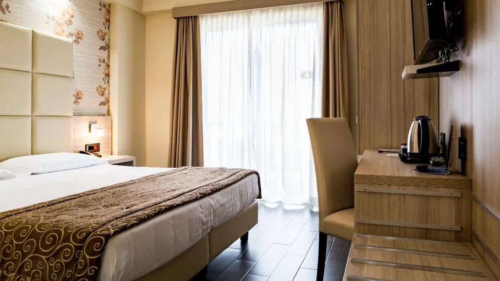 TRIPLE PREMIUM Room, Pineta Palace, Rome