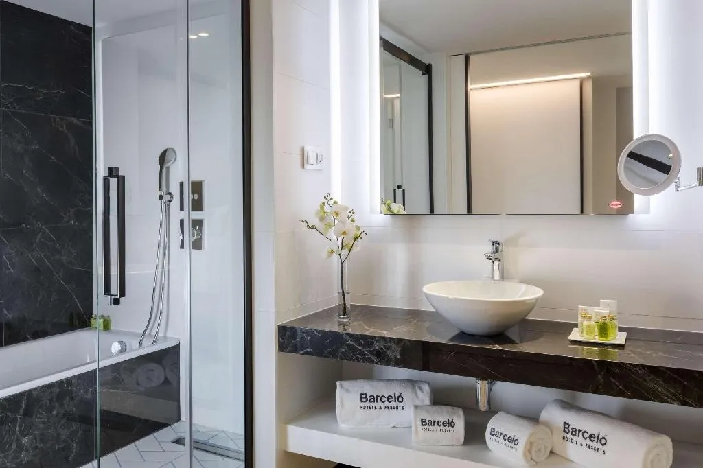 TRIPLE PREMIUM Room, Barcelo Imagine, Madrid