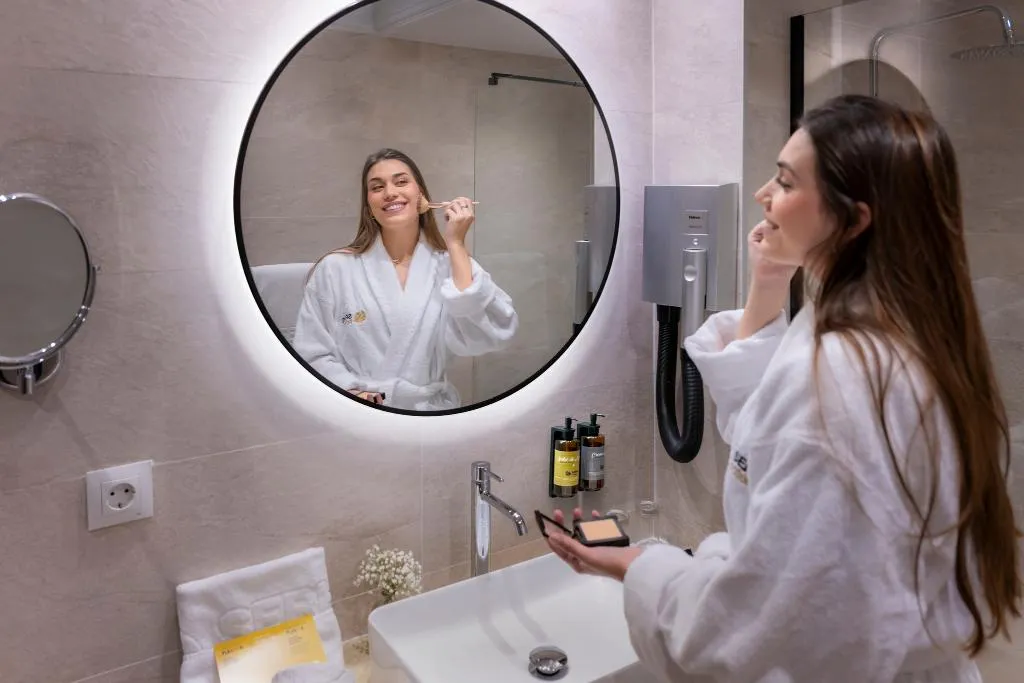 Double or Twin DELUXE Room, Serhs Rivoli Rambla, Barcelona