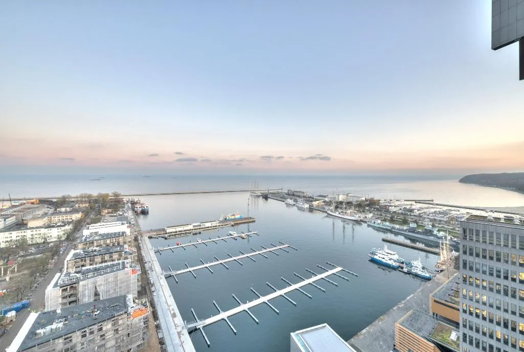APARTMENT SEA VIEW ONE BEDROOM Room, Dom & House - Apartments Sea Towers, Gdansk