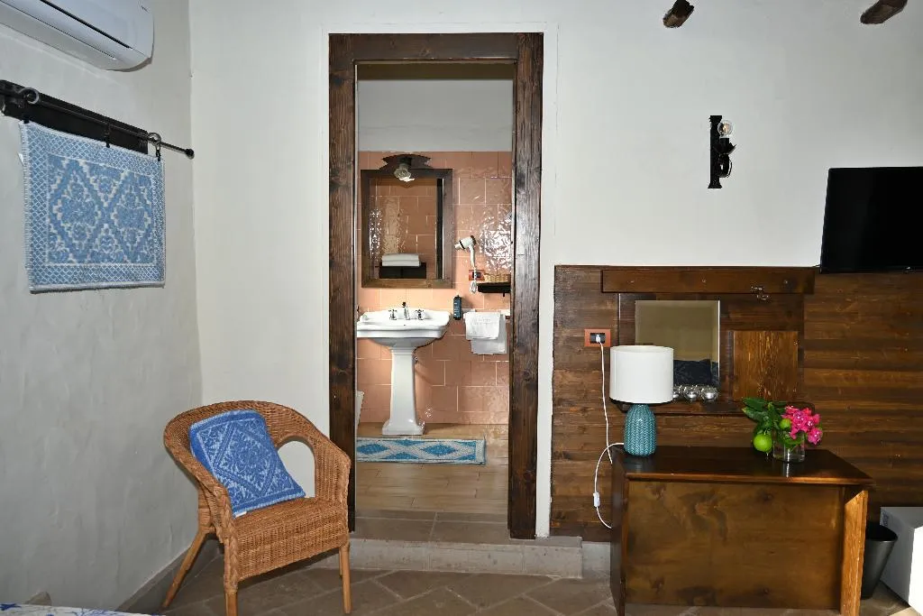TRIPLE SUPERIOR Room, Il Monastero, Cagliari