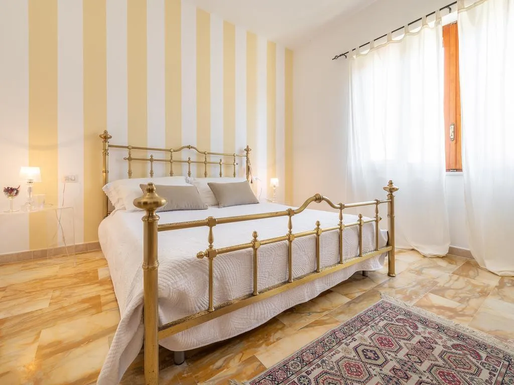 Room, Villa Iole, Cagliari