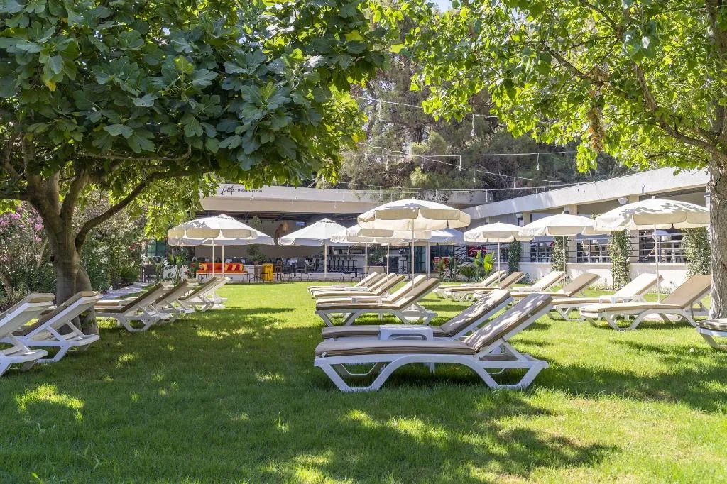 Beach, Alesta Midtown, Dalaman