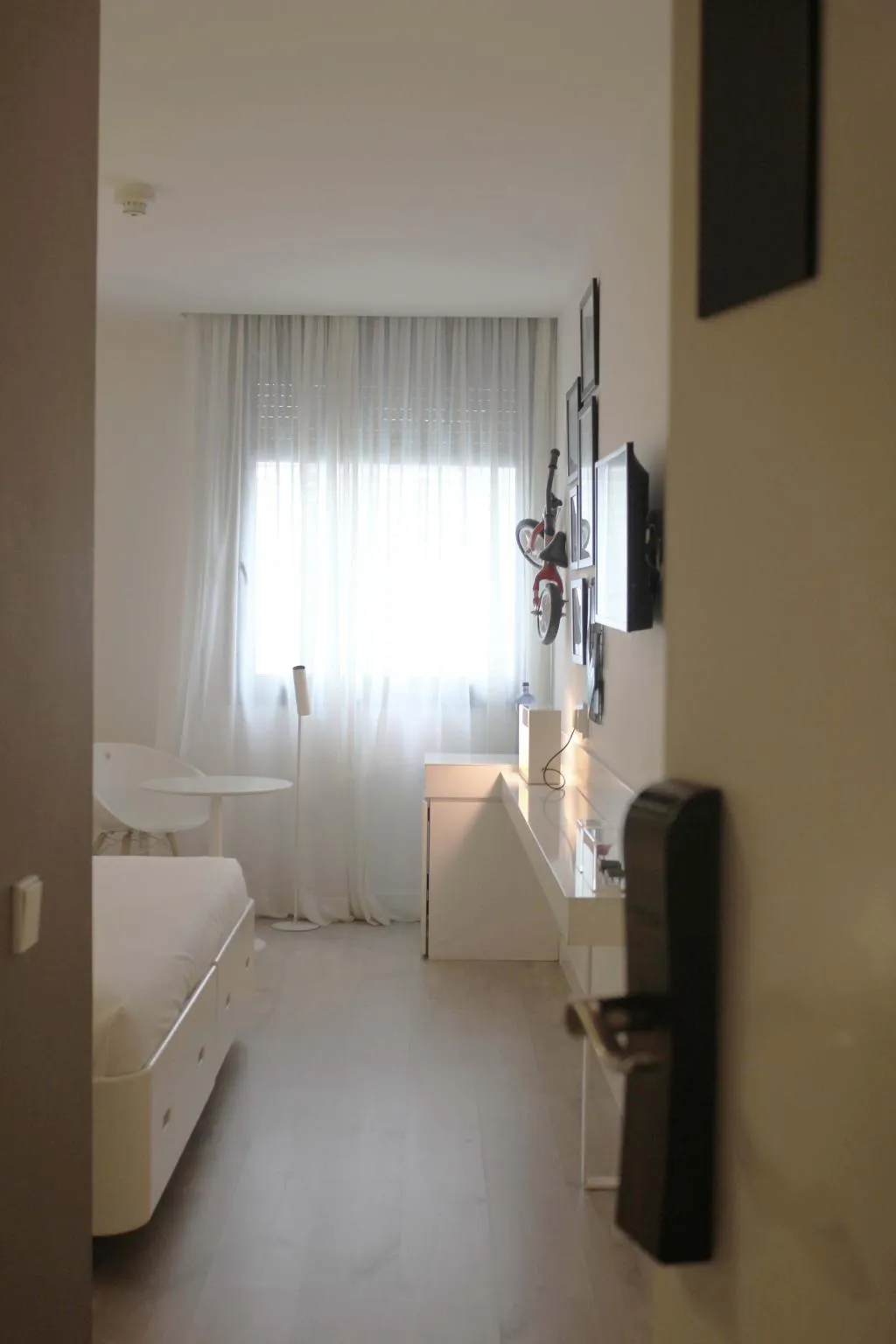 DOUBLE SINGLE USE STANDARD Room, Pol & Grace Hotel, Barcelona