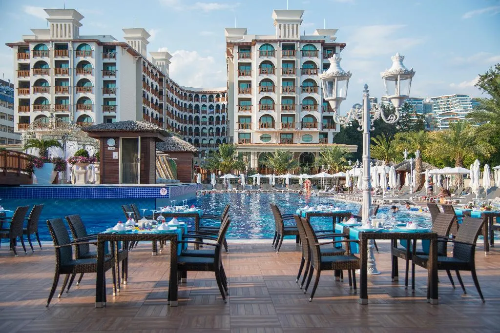 Restaurant, Quattro Beach Spa & Resort Hotel, Antalya