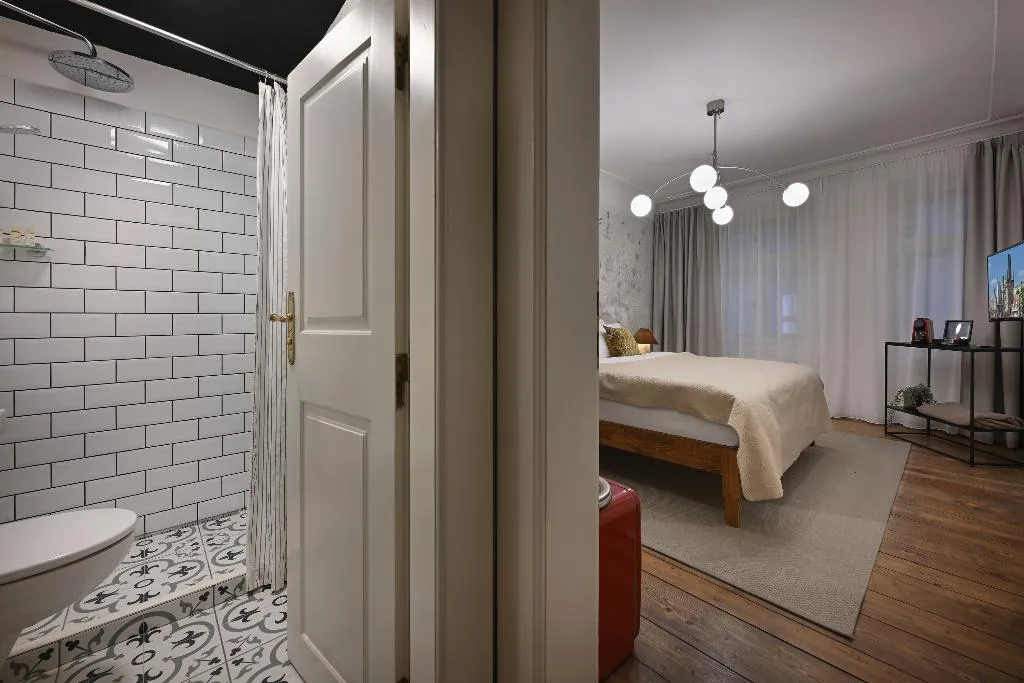 DOUBLE KING BED ONE BEDROOM  Room, U Šuterů Boutique Hotel, Prague
