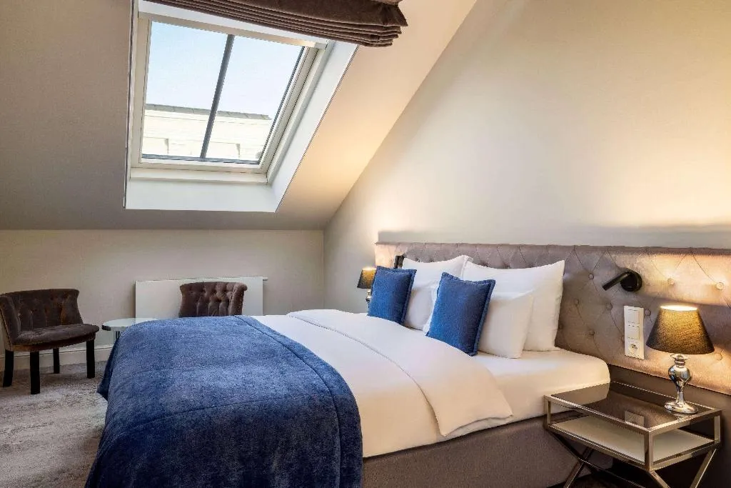 Room, Wyndham Grand Krakow Old Town, Krakow