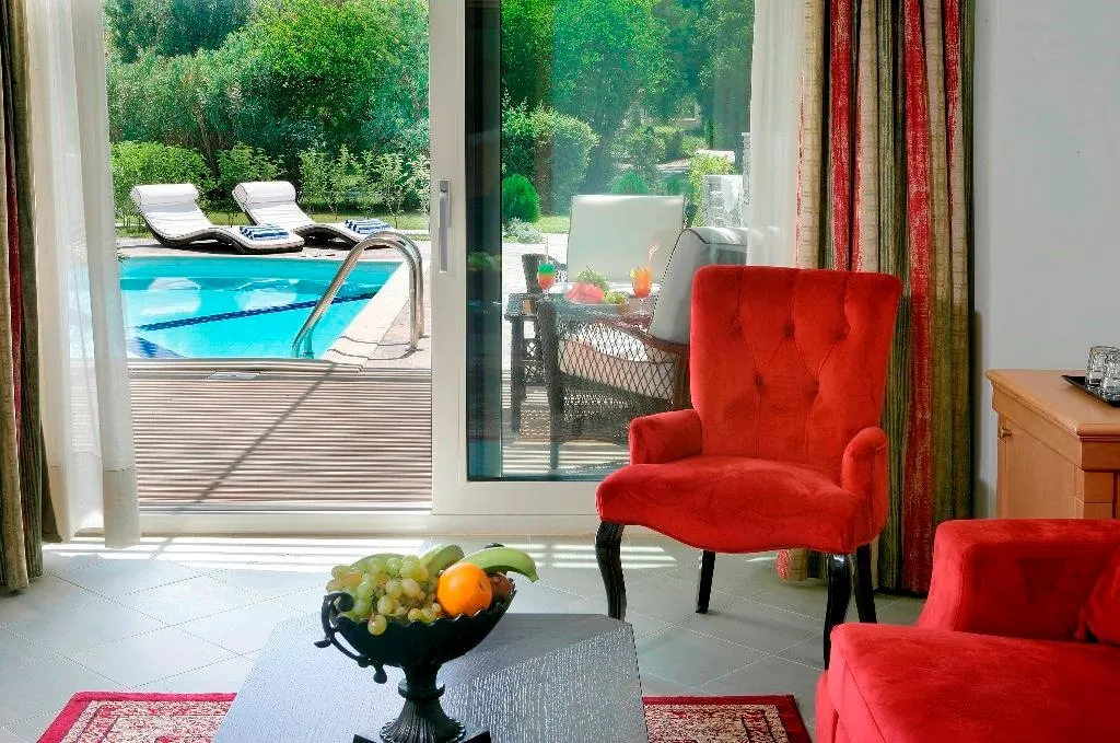 SUITE WITH PRIVATE POOL Room, Theophano Imperial Palace, Halkidiki