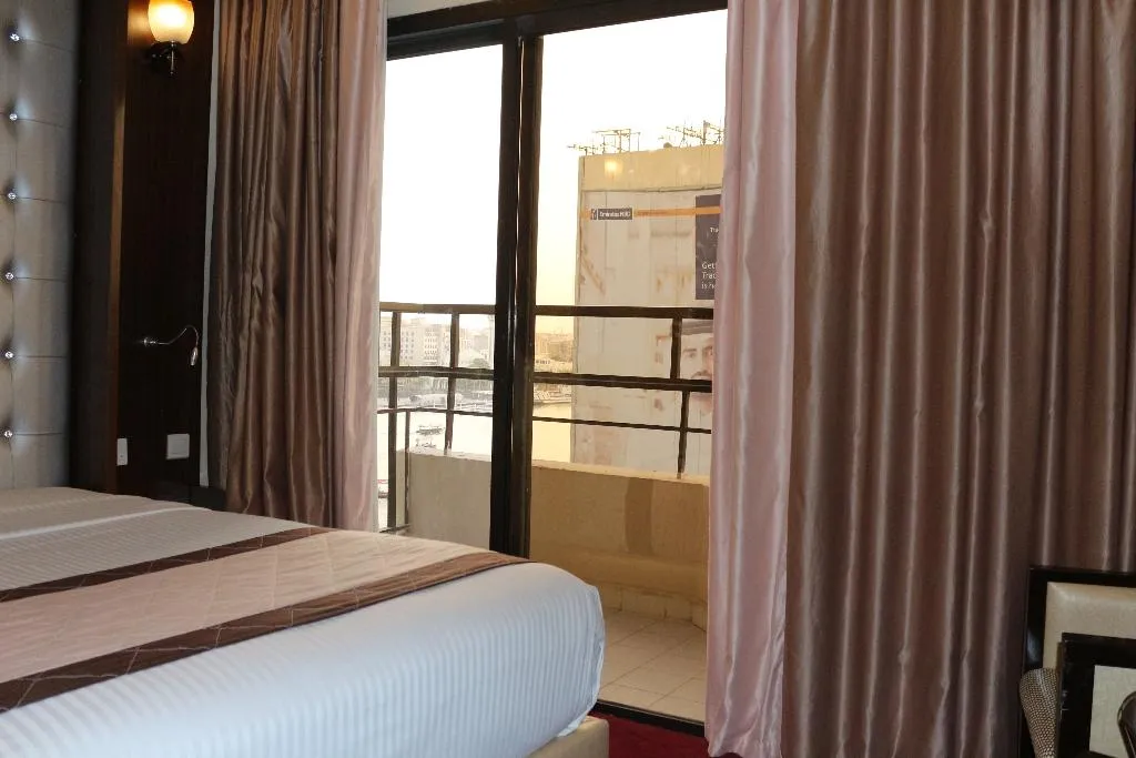 SINGLE WITH BALCONY Room, Al Khaleej Grand, Dubai