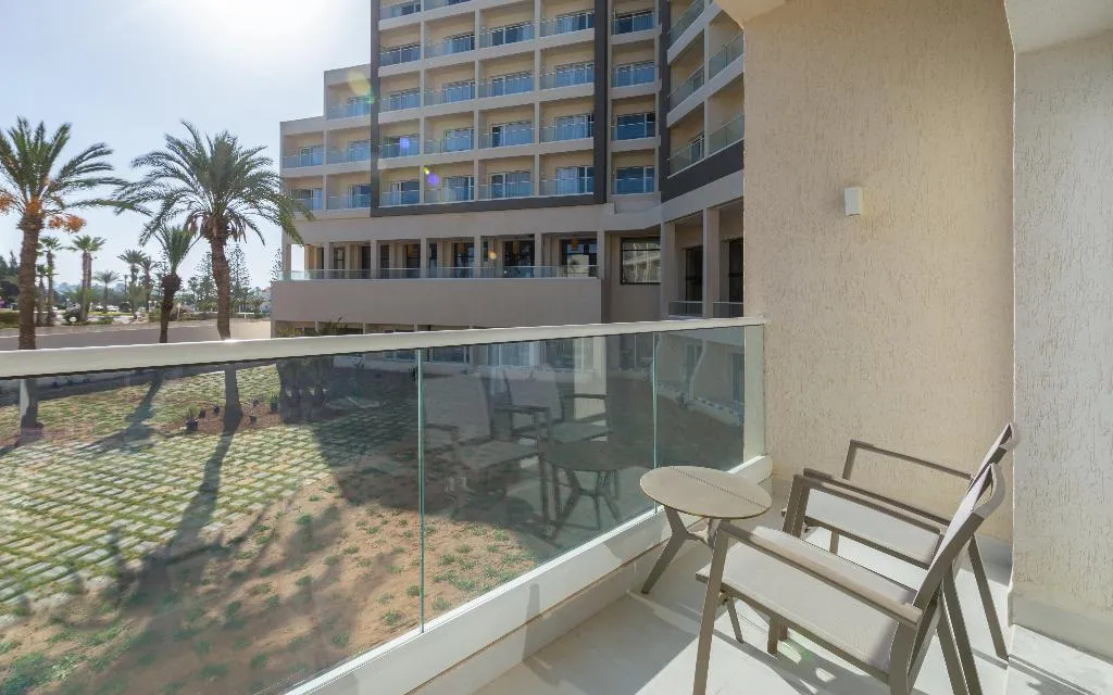 DOUBLE GUEST ROOM GARDEN VIEW Room, Hilton Skanes Monastir Beach Resort, Tunisia
