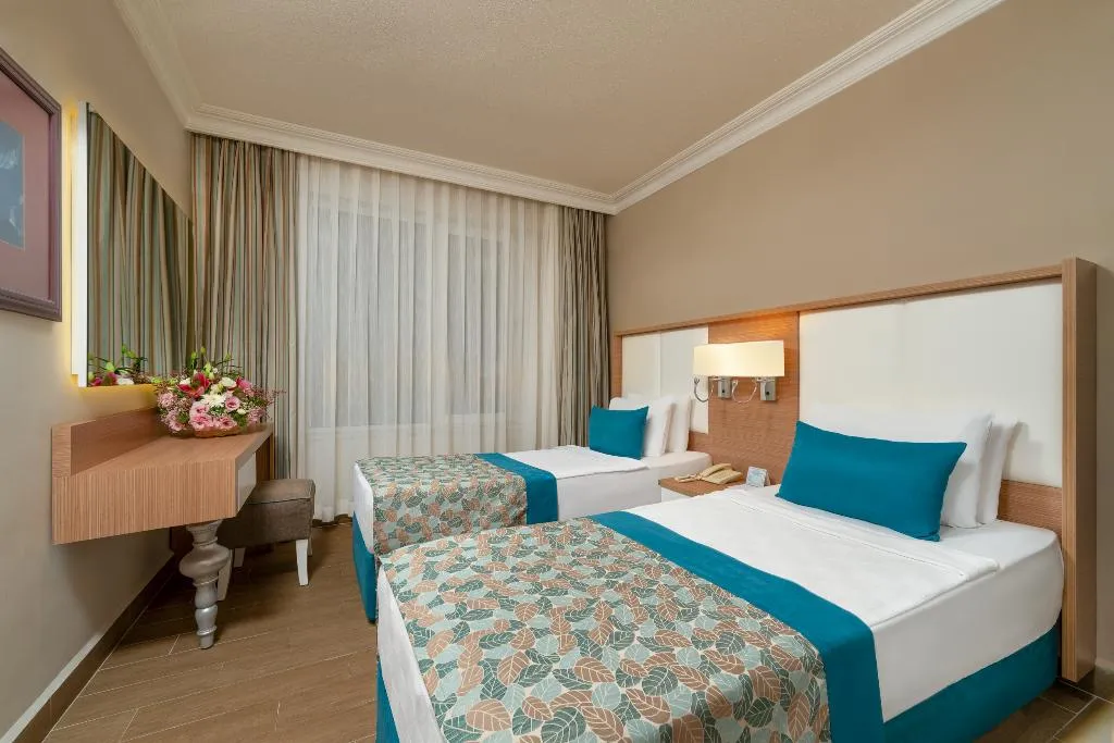FAMILY ROOM ANNEX Room, Royal Garden Beach Hotel, Antalya