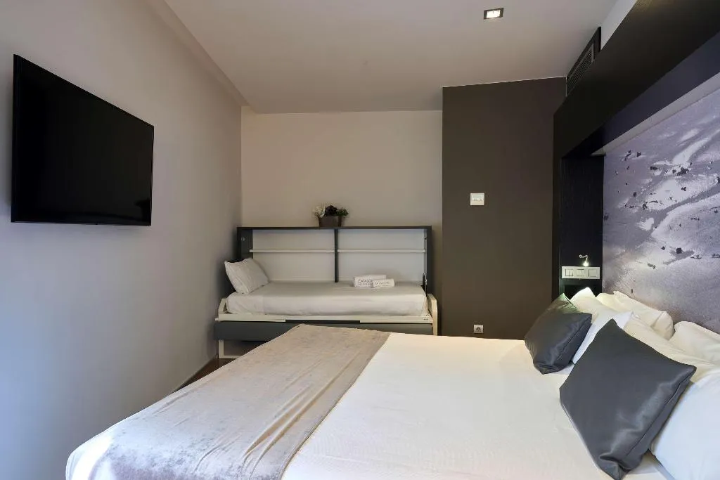 Room, Catalonia Catedral, Barcelona