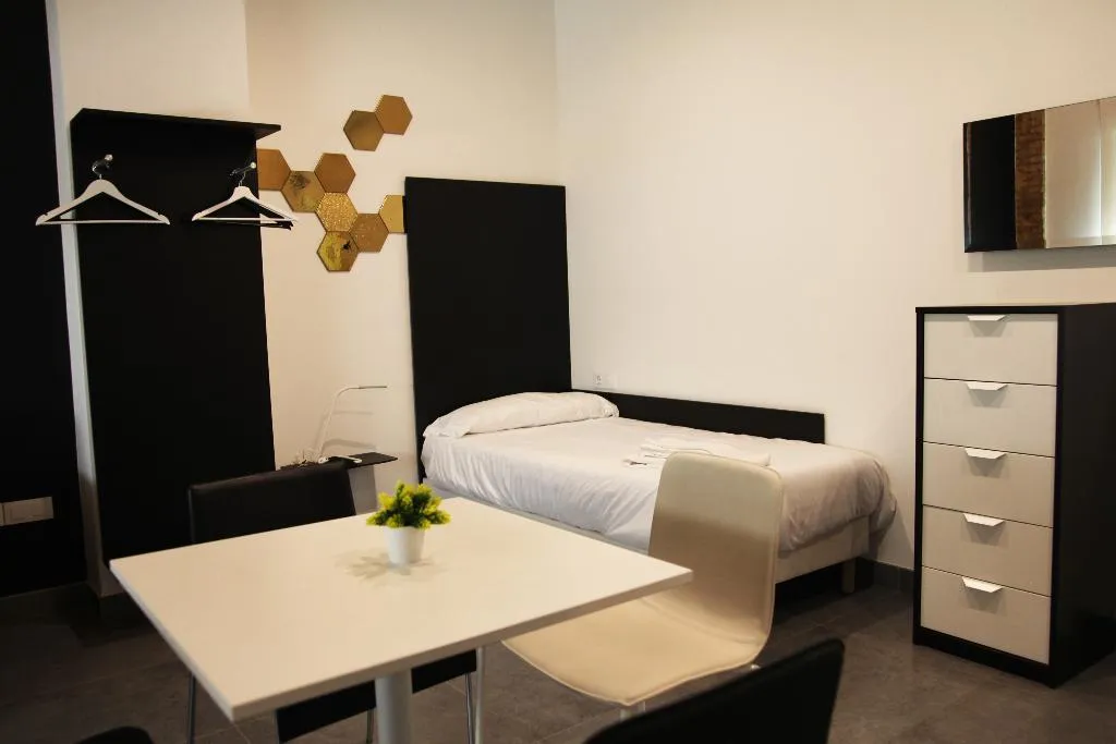 APARTMENT CAPACITY 4 Room, Soho Valencia, Valencia