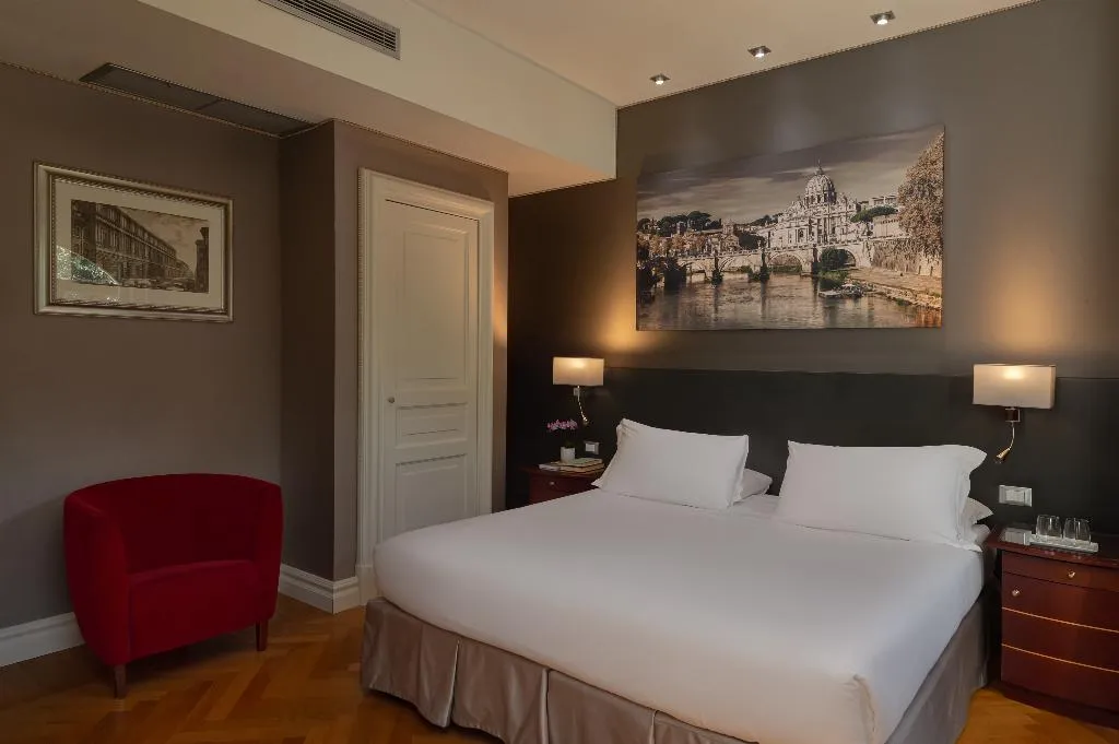 DOUBLE SUPERIOR Room, Hotel Principe Torlonia, Rome
