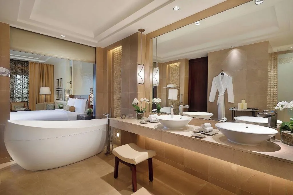 Room, The Ritz-Carlton, Dubai, Dubai