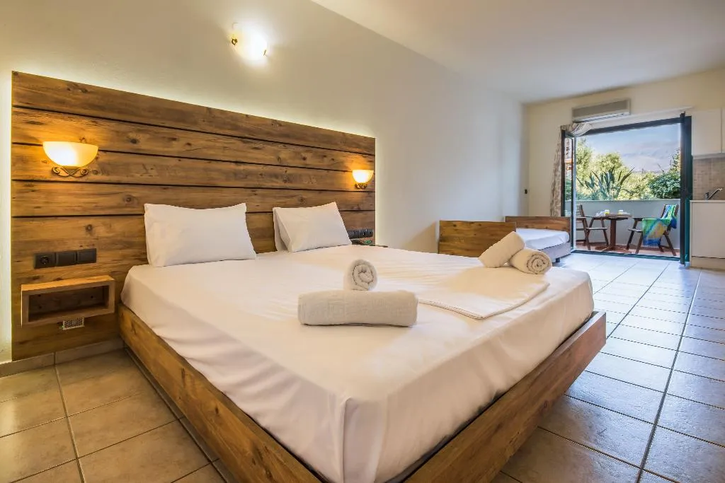 STUDIO GARDEN VIEW Room, Dias Hotel & Apts, Crete
