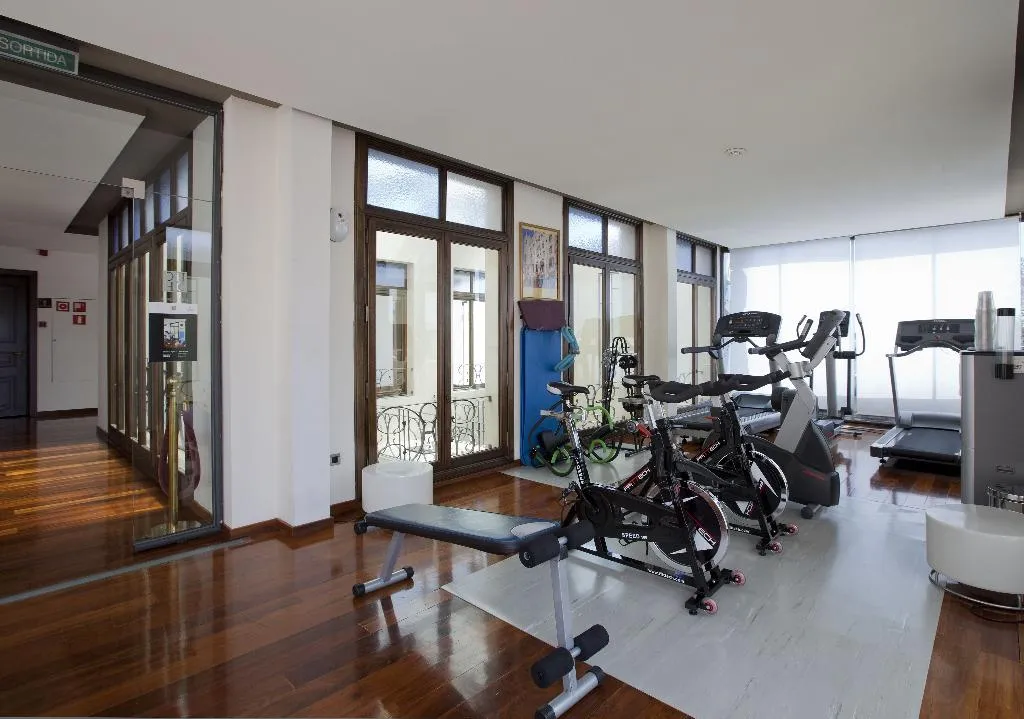 Sports and Entertainment, Casa Fuster, Barcelona