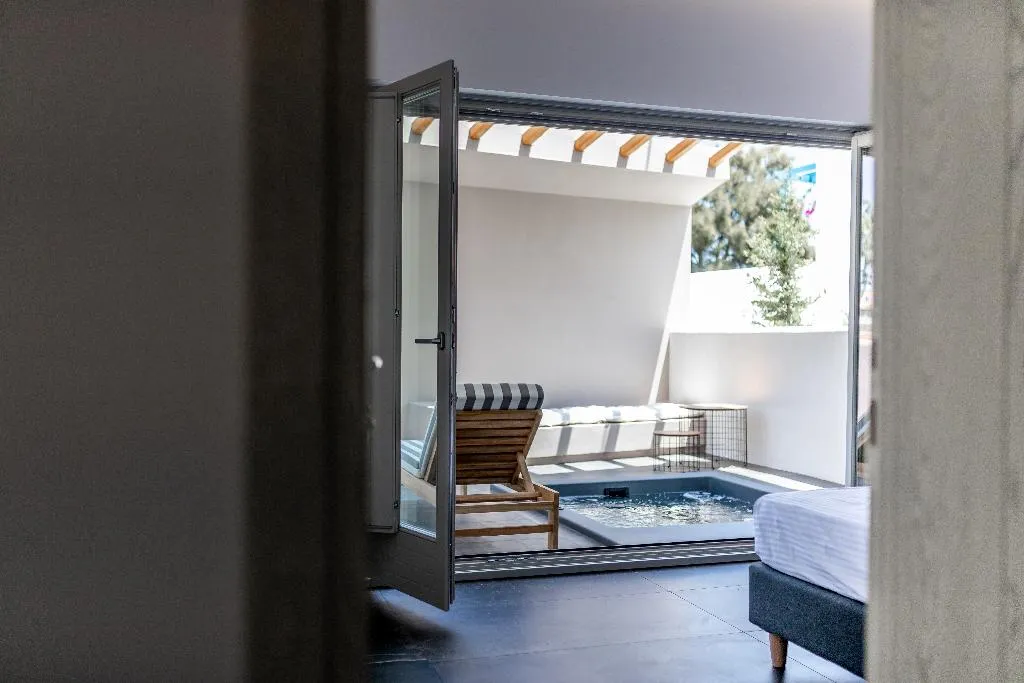SUITE GARDEN VIEW Room, Aegean Gem, Santorini