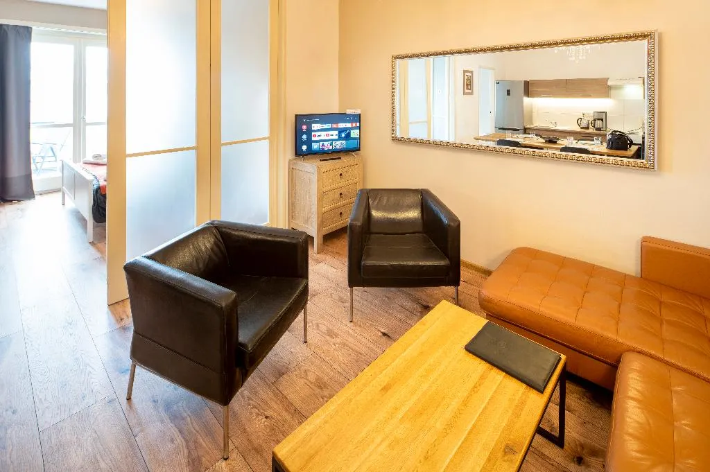 Room, New Town - Apple Apartments, Prague