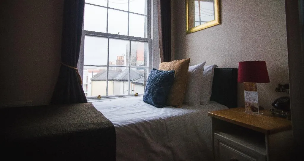 SINGLE STANDARD Room, Dublin Citi, Dublin